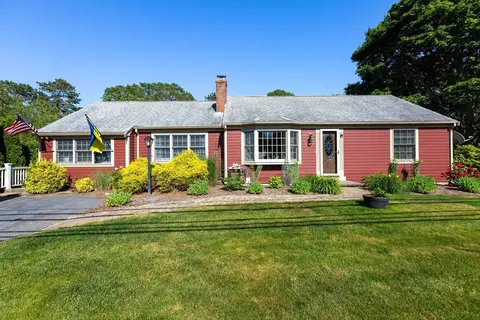 128 S Sea Ave, Yarmouth, MA 02673