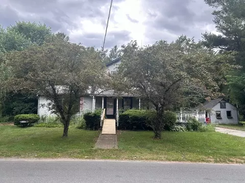 299 S Precinct St, Taunton, MA 02718