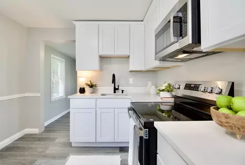 Kitchen - 100 Haskin St, Springfield, MA 01109 photo 3 of 5