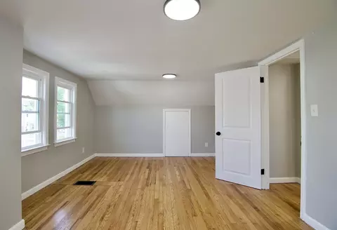 Bedroom - 100 Haskin St, Springfield, MA 01109 photo 13 of 15