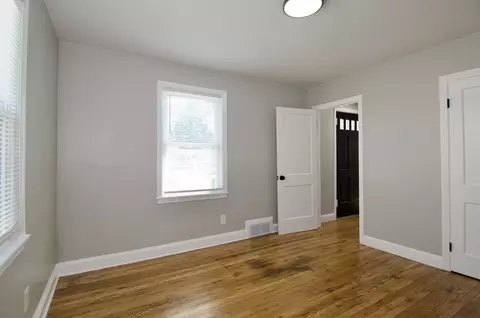 Bedroom - 100 Haskin St, Springfield, MA 01109 photo 3 of 15
