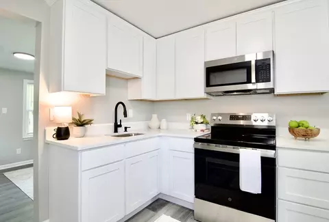 Kitchen - 100 Haskin St, Springfield, MA 01109 photo 5 of 5
