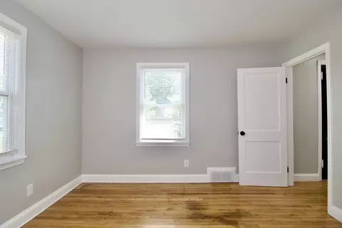 Bedroom - 100 Haskin St, Springfield, MA 01109 photo 2 of 15