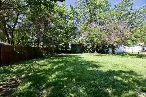 Exterior - 100 Haskin St, Springfield, MA 01109 photo 3 of 3