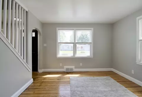 Living - 100 Haskin St, Springfield, MA 01109 photo 5 of 7