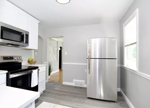 Kitchen - 100 Haskin St, Springfield, MA 01109 photo 4 of 5
