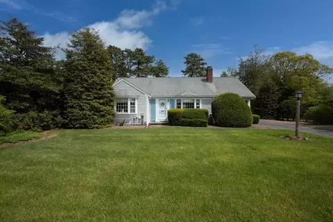40 Joan Rd, Centerville, MA 02632 photo 2