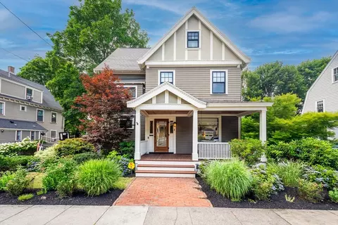 4 Winslow Rd, Winchester, MA 01890