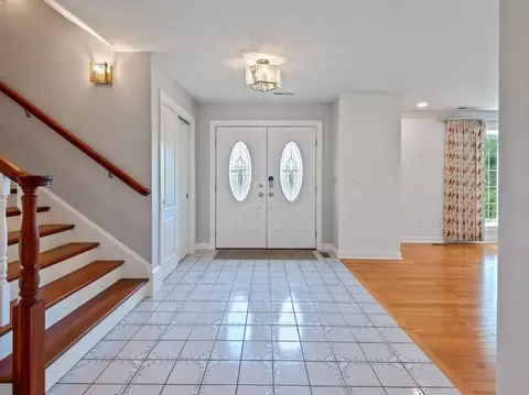 1 Corbin Rd, Dudley, MA 01571 photo 5