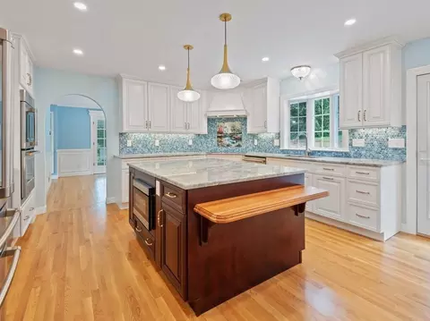 1 Corbin Rd, Dudley, MA 01571 photo 9