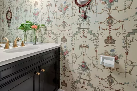 85 E India Row #18B, Boston, MA 02110 photo 17