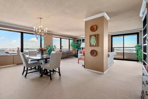 85 E India Row #18B, Boston, MA 02110 photo 4