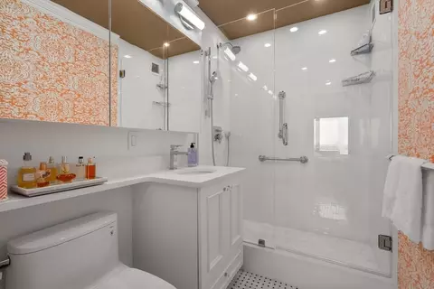 85 E India Row #18B, Boston, MA 02110 photo 15