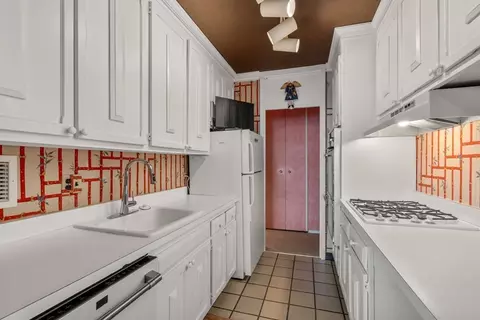 85 E India Row #18B, Boston, MA 02110 photo 13
