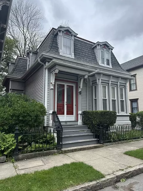 29 Arch, New Bedford, MA 02740