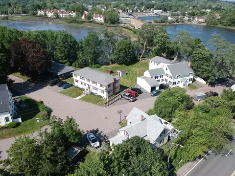 41 Endicott St, Danvers, MA 01923 photo 2
