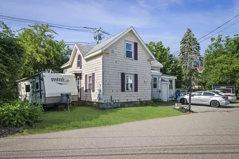 41 Endicott St, Danvers, MA 01923 photo 6