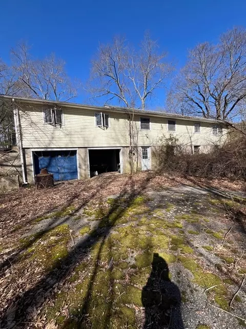 24 Orr Ave, Attleboro, MA 02703