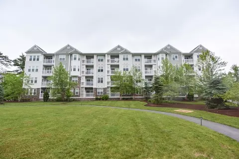 62 Abigail Way #2003, Reading, MA 01867
