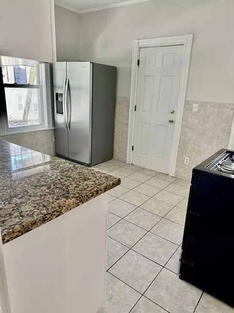 437 Ferry St #1, Everett, MA 02149 photo 12