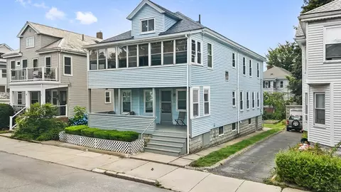 12 Leonard St, Somerville, MA 02144