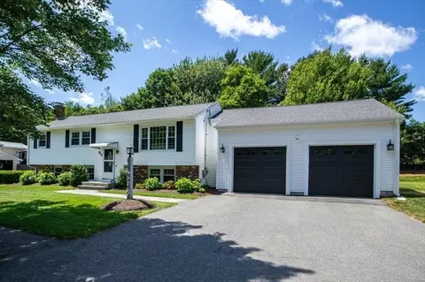 81 Powell St, Stoughton, MA 02072