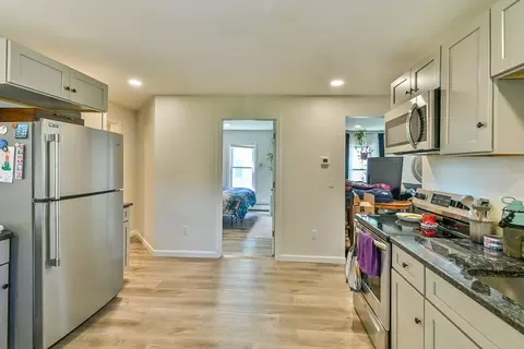 18 Emerald Ave, Webster, MA 01570 photo 11