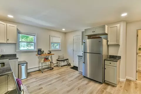 18 Emerald Ave, Webster, MA 01570 photo 10