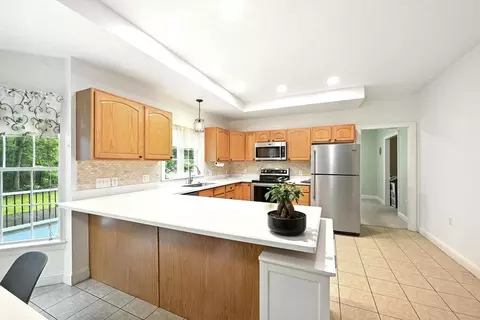 244 North St, Upton, MA 01568 photo 7