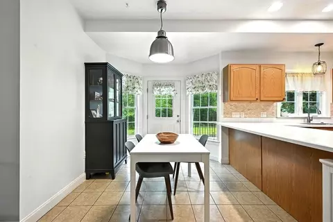 244 North St, Upton, MA 01568 photo 10