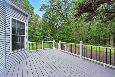 244 North St, Upton, MA 01568 photo 33