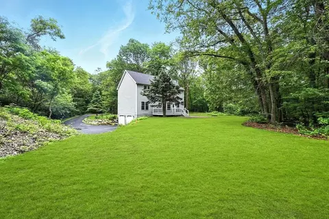244 North St, Upton, MA 01568 photo 37
