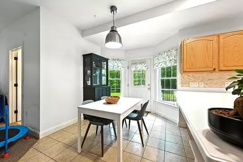 244 North St, Upton, MA 01568 photo 11