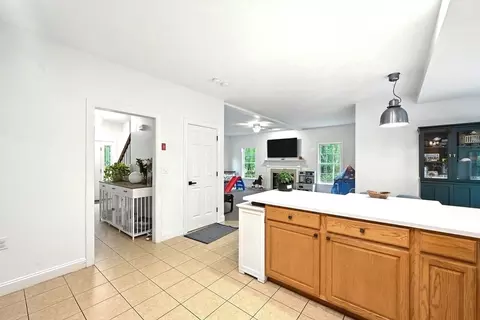 244 North St, Upton, MA 01568 photo 13