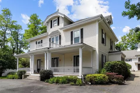 24 Union St #D, Rockland, MA 02370