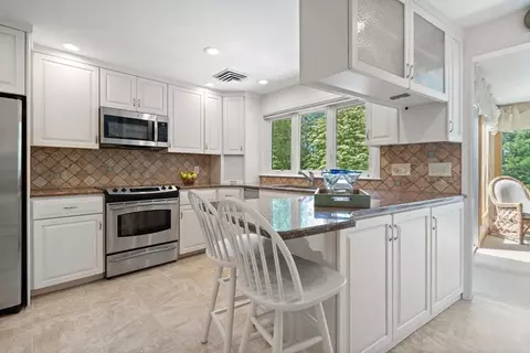 4 Gerald Rd, Marblehead, MA 01945 photo 12