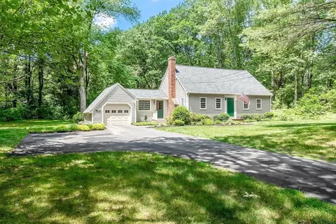 26 Acton Rd, Westford, MA 01886