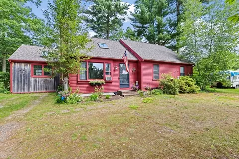 18 Russell Holmes Way, Carver, MA 02330