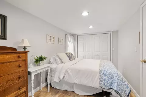 47 Chippewa Dr, Buzzards Bay, MA 02532 photo 13