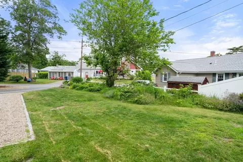 47 Chippewa Dr, Buzzards Bay, MA 02532 photo 36