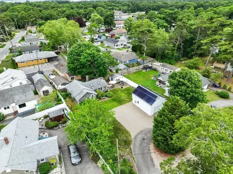 47 Chippewa Dr, Buzzards Bay, MA 02532 photo 39