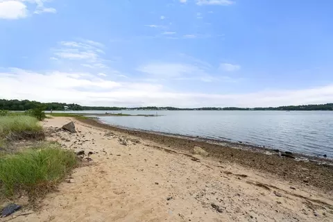 47 Chippewa Dr, Buzzards Bay, MA 02532 photo 24