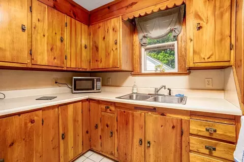 56 Orange St, Athol, MA 01331 photo 10