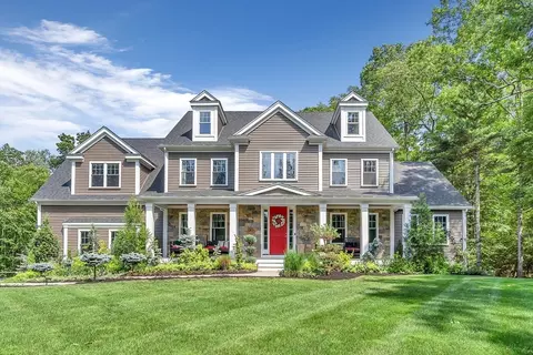 160 Holliston St, Medway, MA 02053