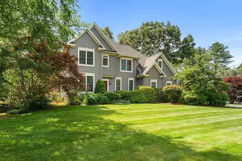 294 Cardinal Way, Northampton, MA 01062