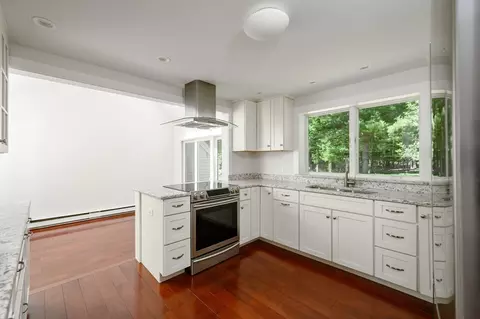 Kitchen - 30 Huntley Rd, Hingham, MA 02043 photo 4 of 4
