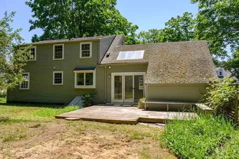 Exterior - 30 Huntley Rd, Hingham, MA 02043 photo 4 of 8