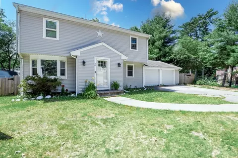 20 Woodville Way, Wareham, MA 02571