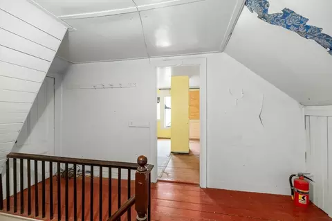300-302 Main St, Gloucester, MA 01930 photo 12