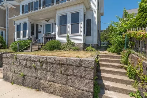 300-302 Main St, Gloucester, MA 01930 photo 24